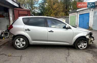 Kia Ceed  2008