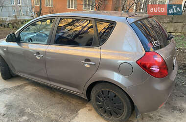 Хэтчбек Kia Ceed 2007 в Хмельницком Хэтчбек Kia Ceed 2007 в Хмельницком