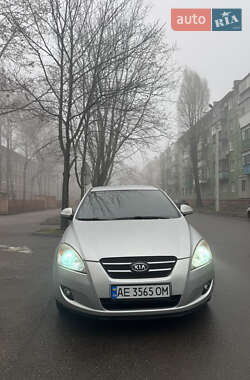 Kia Ceed  2007