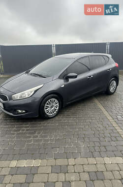 Kia Ceed  2013