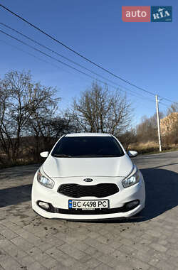 Kia Ceed  2012