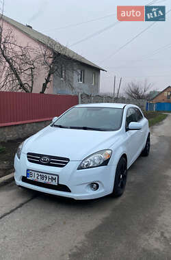 Kia Ceed  2010