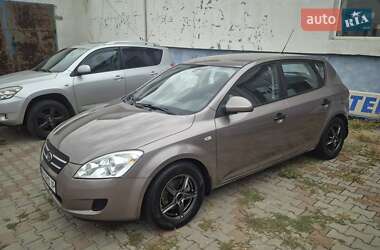 Kia Ceed  2008