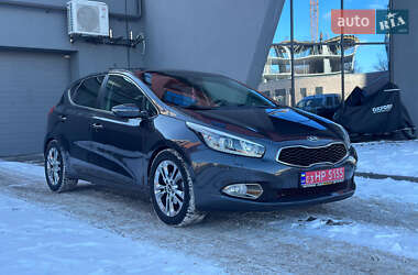 Kia Ceed  2012