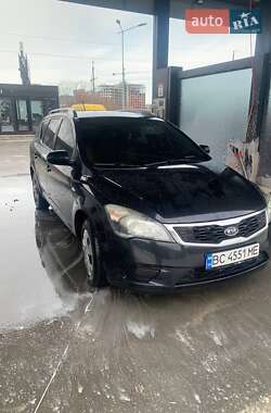 Kia Ceed  2011