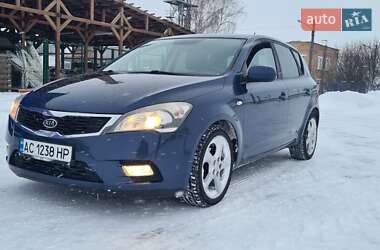 Kia Ceed  2010