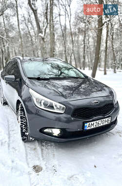 Kia Ceed  2012