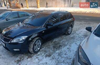 Kia Ceed  2010