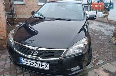 Kia Ceed  2010