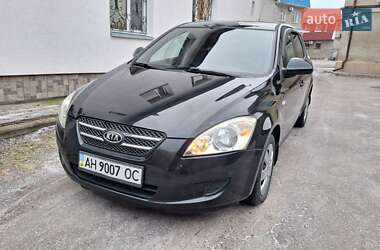 Kia Ceed  2008