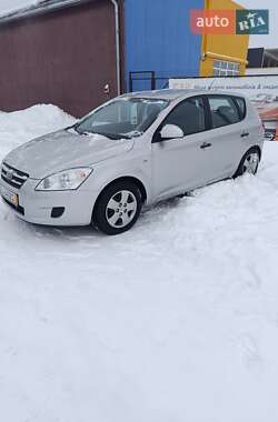 Kia Ceed  2008