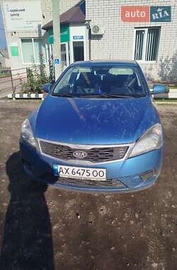 Kia Ceed  2009