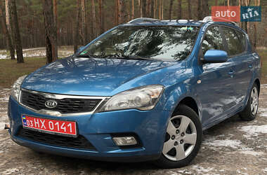 Kia Ceed  2010