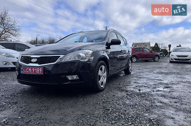Kia Ceed  2010