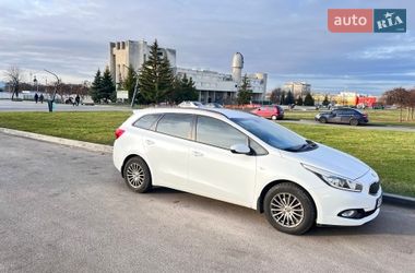 Kia Ceed  2013