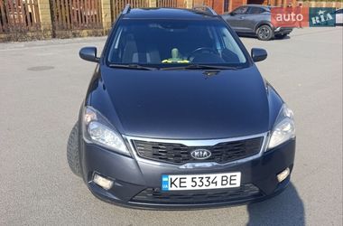 Kia Ceed  2010