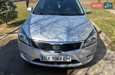 Kia Ceed  2010