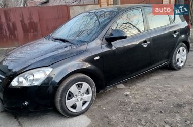 Kia Ceed  2009