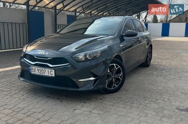 Хетчбек Kia Ceed 2022 в Чемерівцях фото 2 Хетчбек Kia Ceed 2022 в Чемерівцях