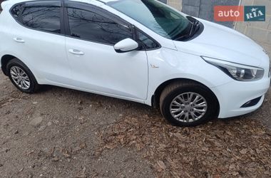 Kia Ceed  2013