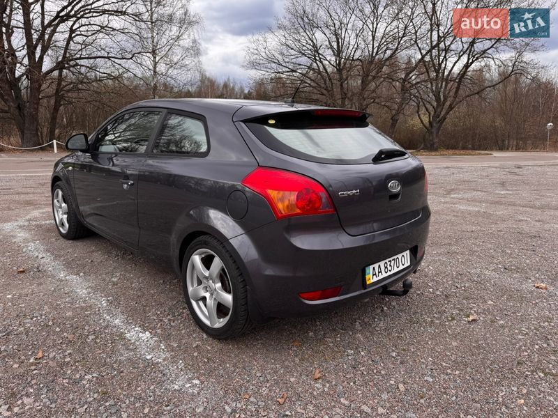 Хетчбек Kia Ceed 2009 в Козині