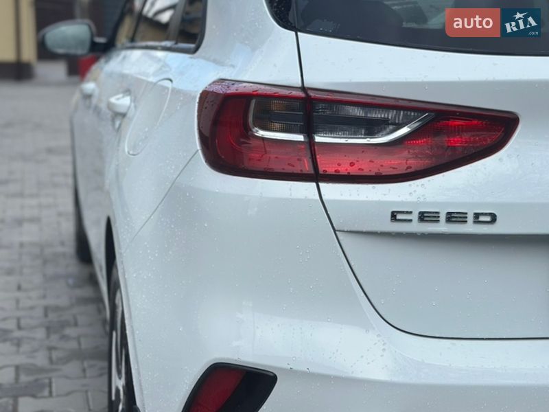 Хэтчбек Kia Ceed 2019 в Киеве