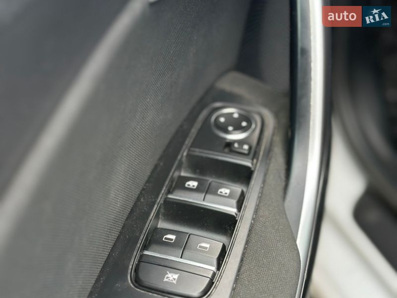 Хэтчбек Kia Ceed 2019 в Киеве