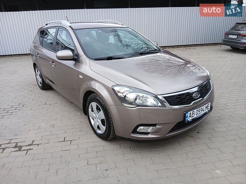 Универсал Kia Ceed 2009 в Хмельнике Универсал Kia Ceed 2009 в Хмельнике