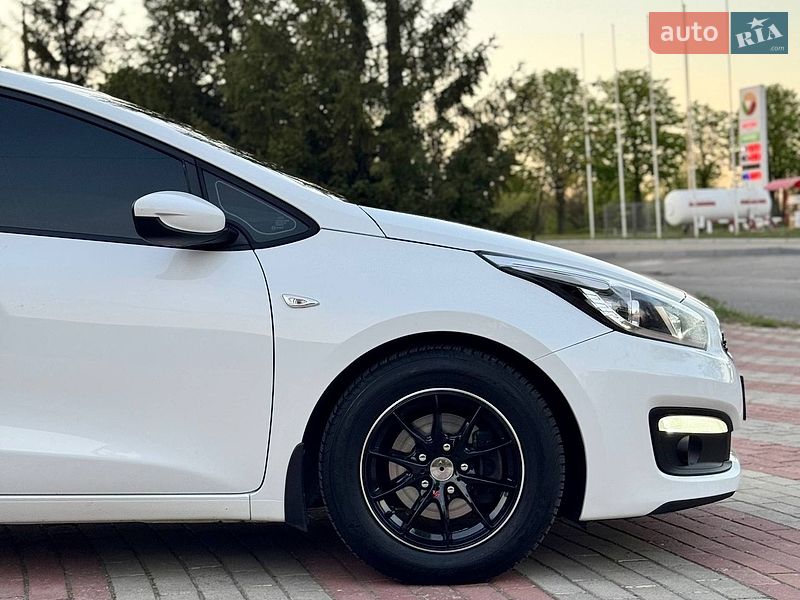 Хэтчбек Kia Ceed 2018 в Запорожье