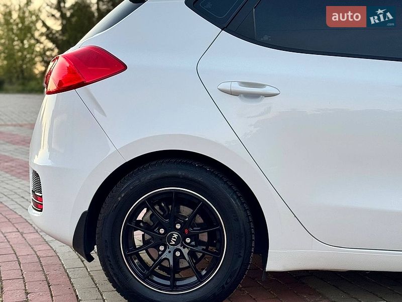 Хэтчбек Kia Ceed 2018 в Запорожье