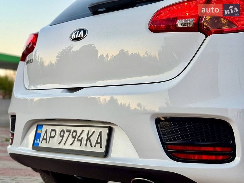 Хэтчбек Kia Ceed 2018 в Запорожье
