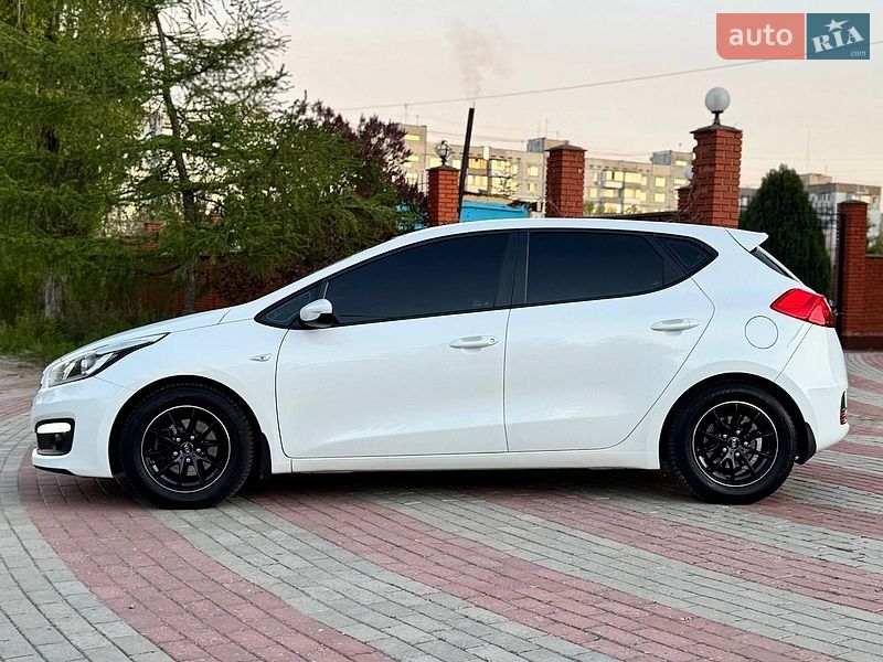 Хэтчбек Kia Ceed 2018 в Запорожье