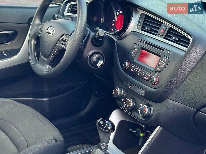 Хэтчбек Kia Ceed 2018 в Запорожье