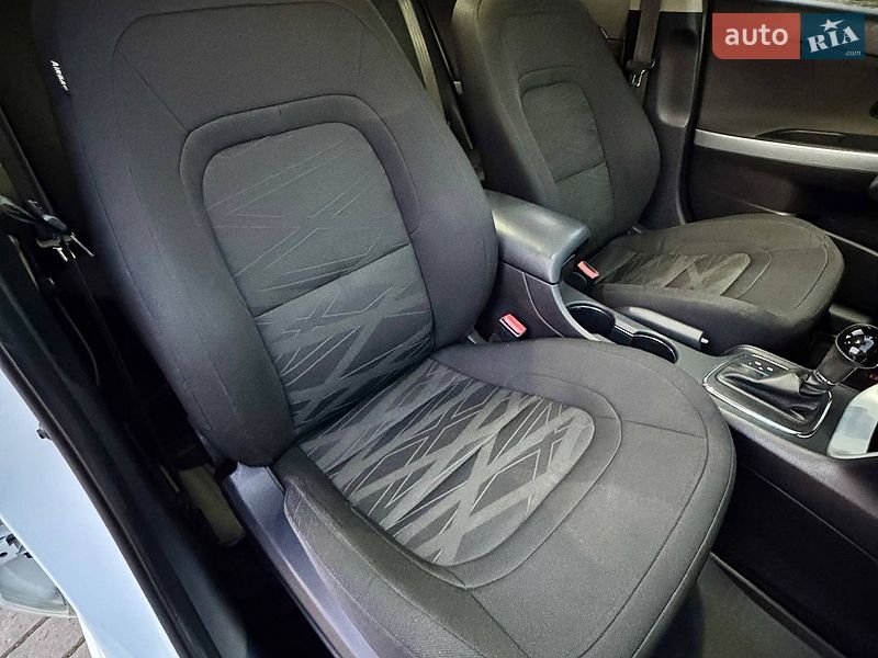 Хэтчбек Kia Ceed 2018 в Запорожье