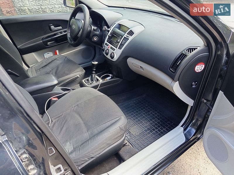 Універсал Kia Ceed 2008 в Хмельницькому
