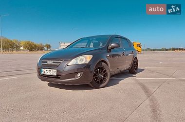 Kia Ceed  2008