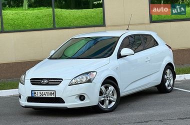 Kia Ceed  2008