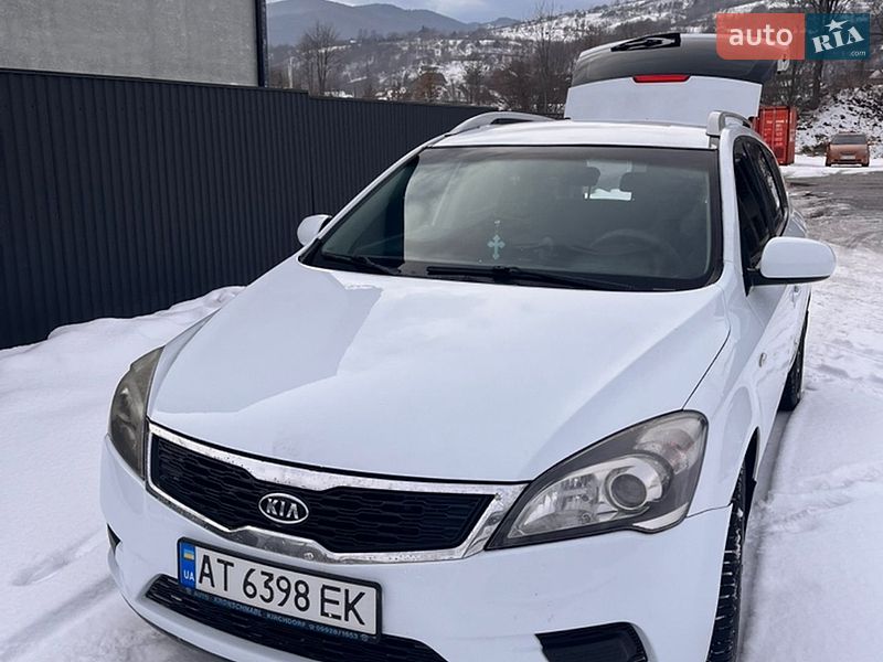 Универсал Kia Ceed 2011 в Ивано-Франковске