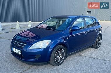 Kia Ceed  2007