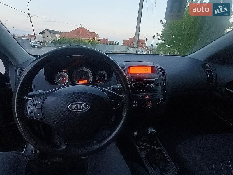 Універсал Kia Ceed 2008 в Ужгороді