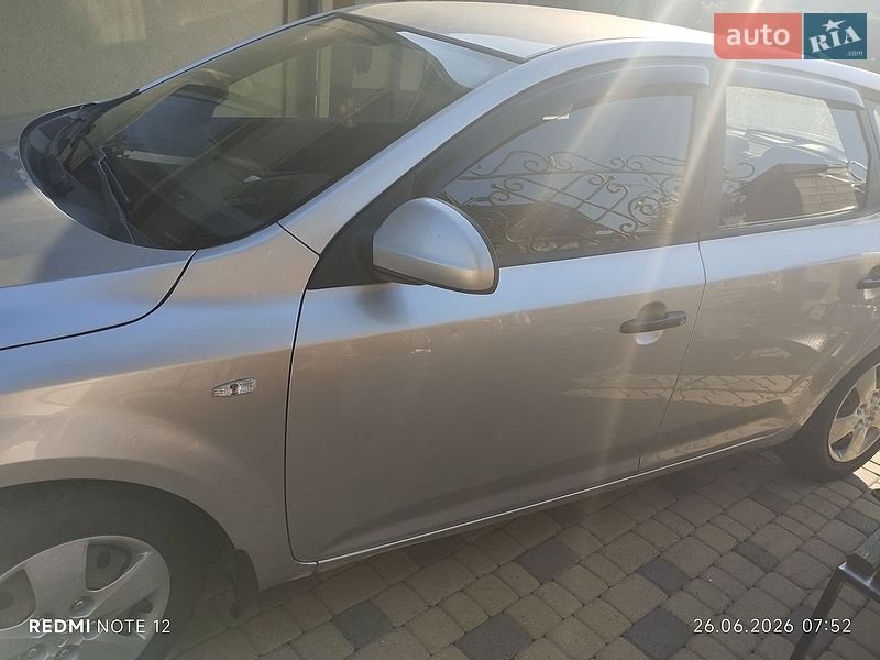 Хетчбек Kia Ceed 2009 в Львові фото 4 Хетчбек Kia Ceed 2009 в Львові