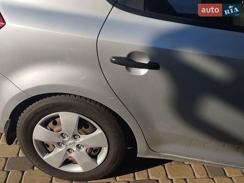 Хетчбек Kia Ceed 2009 в Львові фото 5 Хетчбек Kia Ceed 2009 в Львові