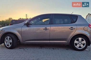 Хэтчбек Kia Ceed 2012 в Львове фото Хэтчбек Kia Ceed 2012 в Львове