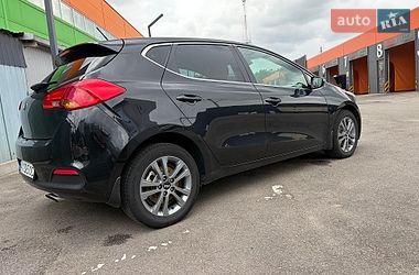 Хэтчбек Kia Ceed 2012 в Харькове
