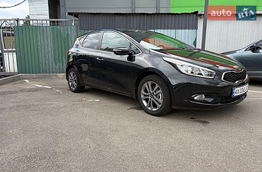 Хэтчбек Kia Ceed 2012 в Харькове