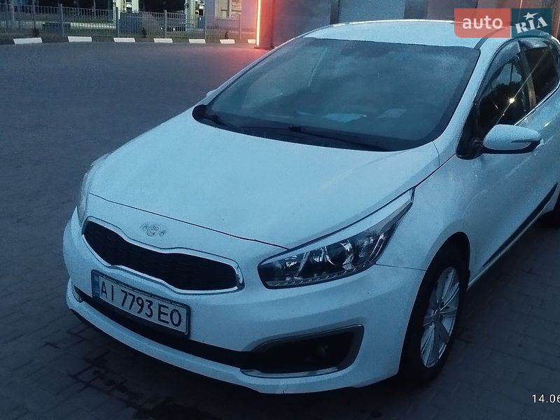 Хэтчбек Kia Ceed 2016 в Броварах фото 5 Хэтчбек Kia Ceed 2016 в Броварах