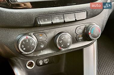 Хэтчбек Kia Ceed 2016 в Харькове