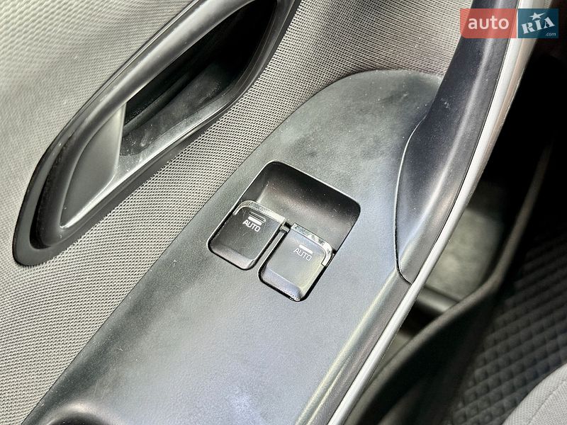 Хэтчбек Kia Ceed 2016 в Харькове