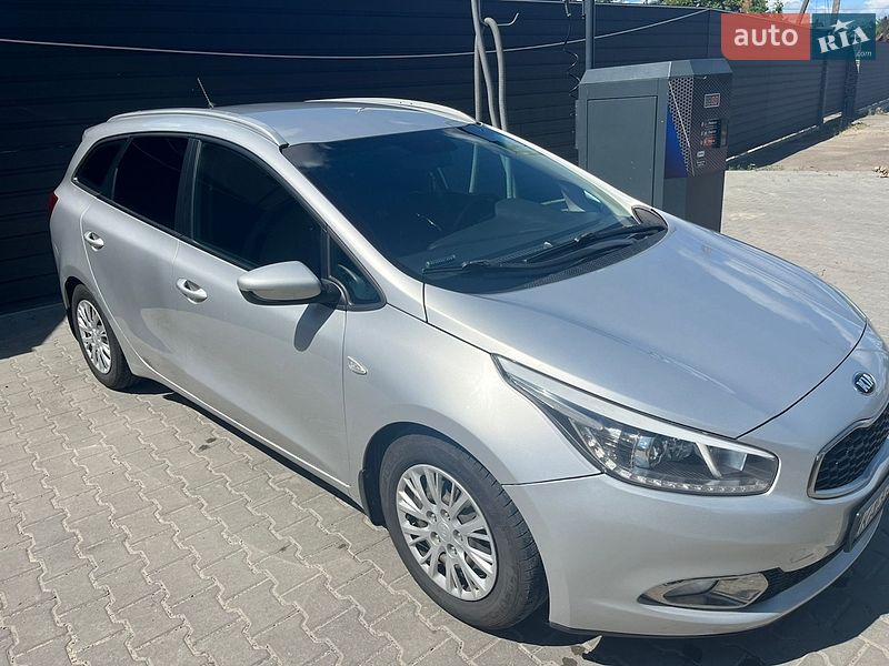 Универсал Kia Ceed 2014 в Бородянке