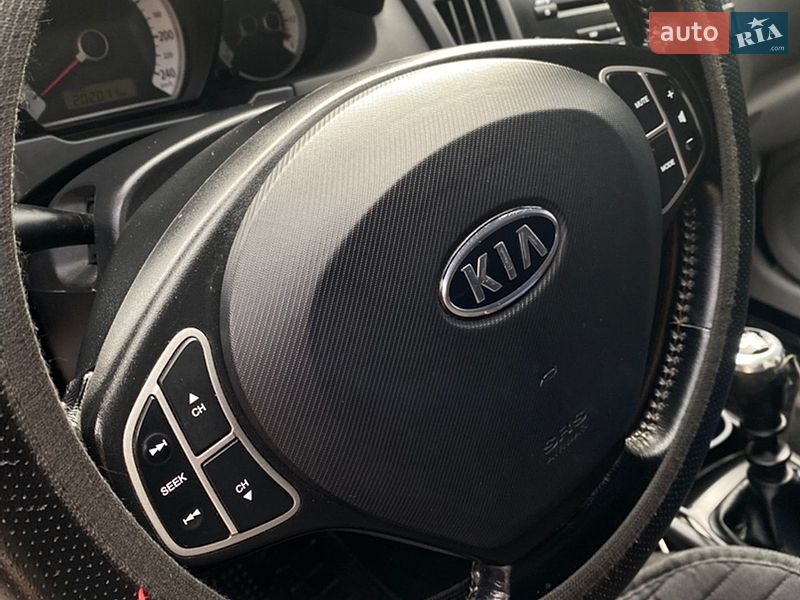 Хэтчбек Kia Ceed 2007 в Львове